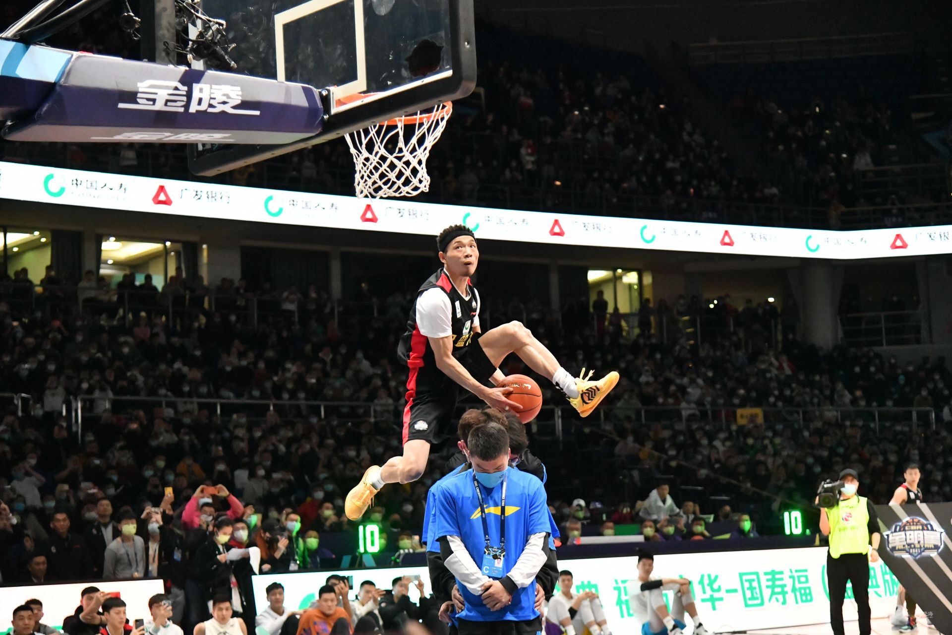 米体：法乔利在本周欧国联比赛中受伤，可能缺战拉齐奥