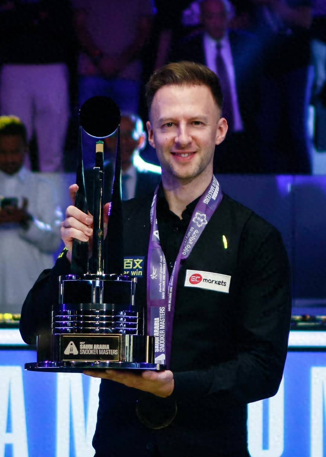 也在比赛中 也在比赛中